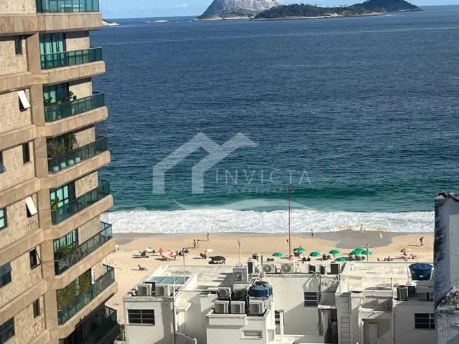 MARAVILHOSO TRIPLEX EM IPANEMA