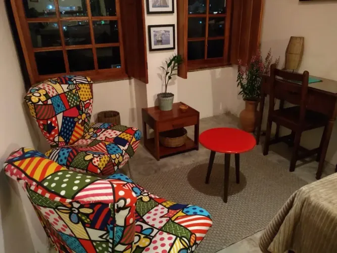 Quarto e Sala Semi Mobiliado para Alugar em Santo Antônio Além do Carmo
