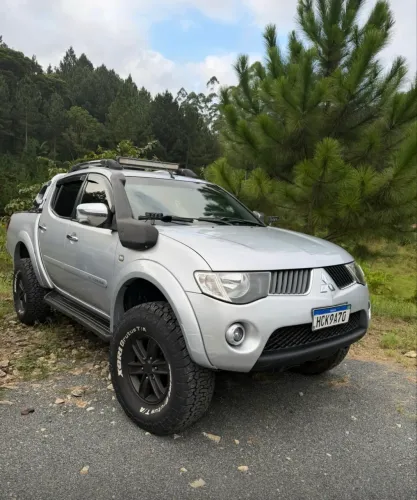 Mitsubishi L200 Triton HPE 3.5 CD V6 24V Flex Aut. 2010