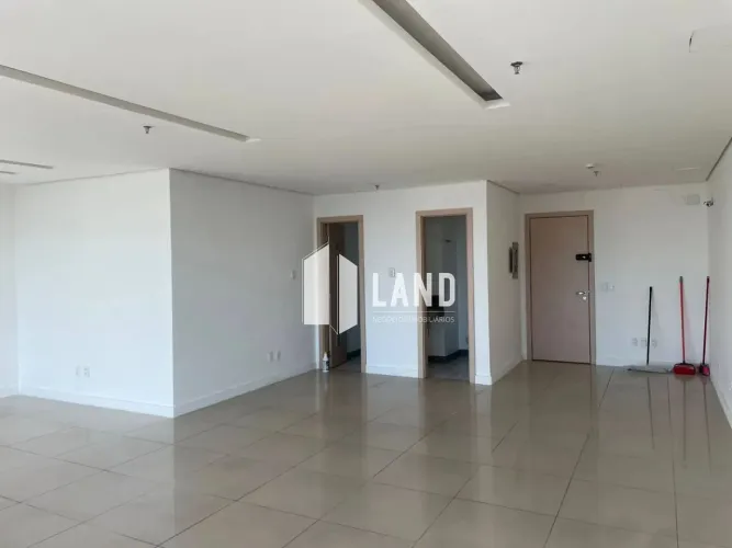 VENDO - SALA RIOMAR - 17º Andar - 63m² - 2 WCs - 1 Vaga de Garagem
