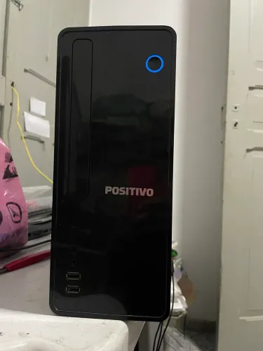 Pc Positivo compacto