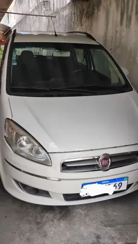 Fiat Idea Essence 1.6 Flex 16V 5P 2015