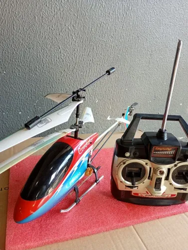 Helicóptero pelicano