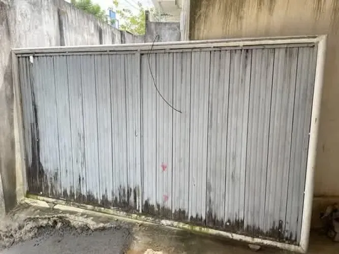 Vende se portão 