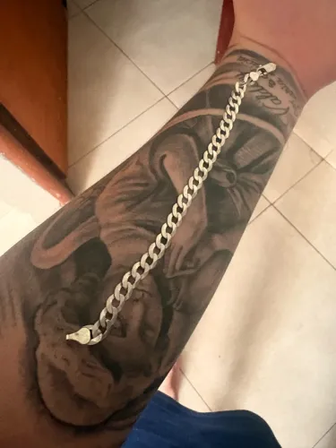 Pulseira de prata barato pra ir logo?