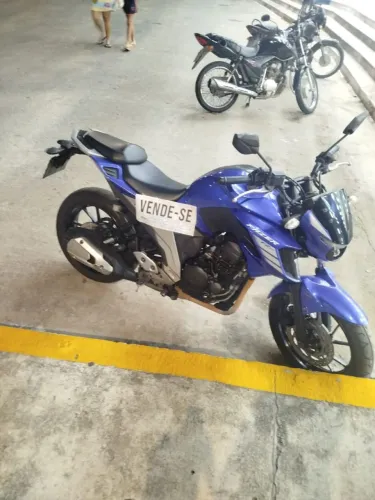 Vendo FZ 25 2023 18.990