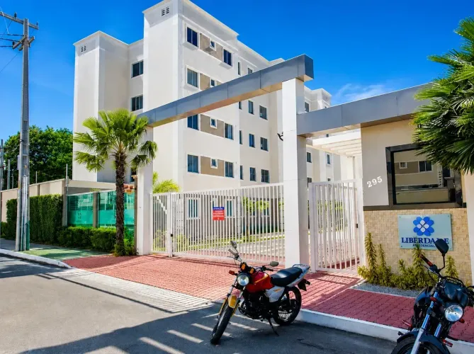 VENDO DE APARTAMENTO PORTEIRA FECHADA NO CONDOMÍNIO LIBERDADE | FOR LIFE | MARAPONGA