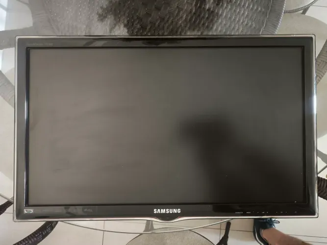 Monitor | TV Samsung 24"