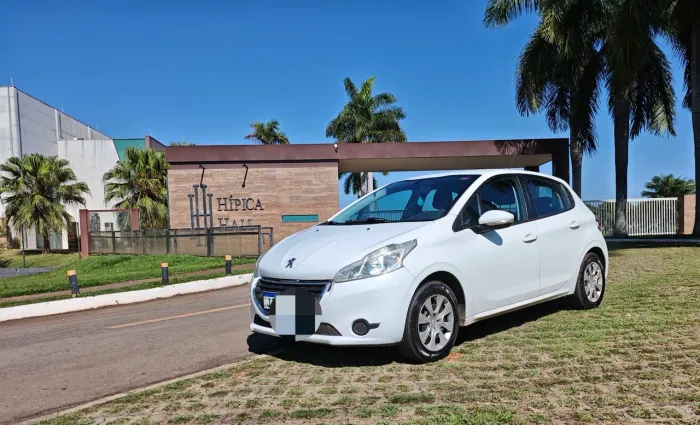 Peugeot 208 Active/active Pack 1.5 Flex 8V 5P 2014