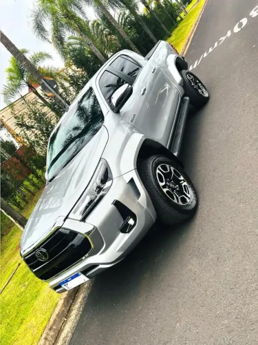 Toyota Hilux CD SRX Plus 4X4 2.8 TDI Die. Aut. 2025