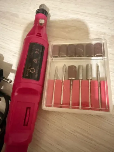 Lixadeira de Unha Elétrica Portátil Bivolt - Kit Completo com Brocas