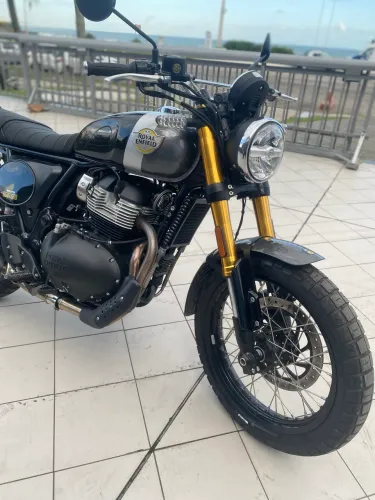 Interceptor Bear 650c Ano: 2027 - 734 kms | Vendedor Mick Goulart.