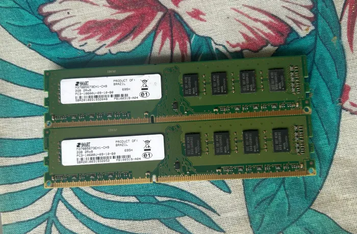 Memoria ram 2gb ddr3 10600 - par 