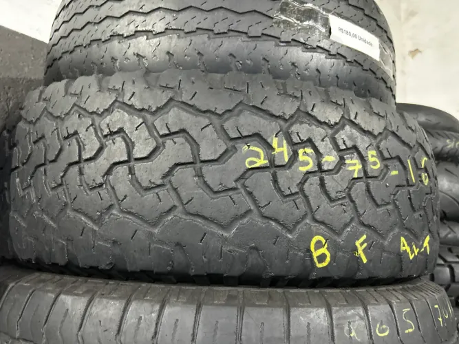 Pneu 245/75/16 BFgrodrich por 150$ original 