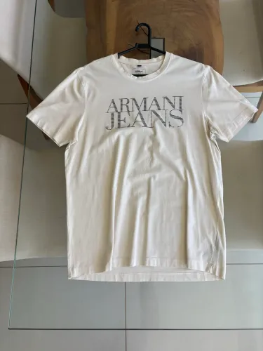 Camiseta Armani Jeans Original Off-White Logo Linear - Tam. M?