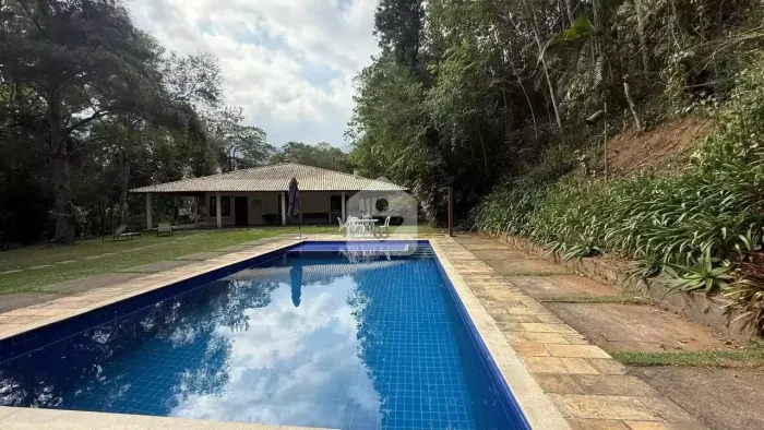 Pequeno sítio em Araras