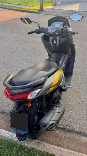 Yamaha NMax 160 Connect