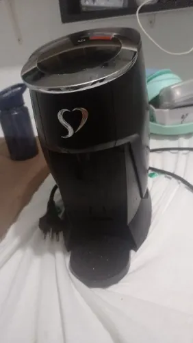Cafeteira expresso 3 corações touch preta