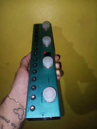 Vendo Tank G semi novo