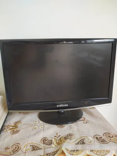 Vendo TV/Monitor 21 polegadas