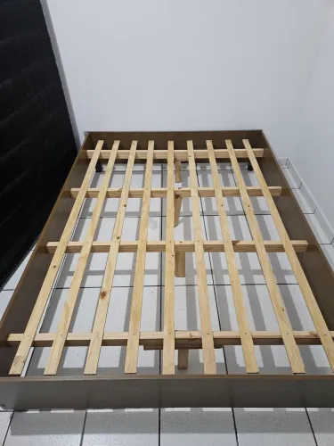 Cama casal completa (estrado+colchão)
