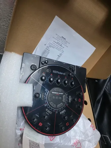 Mesa de Ensaio Mixer HS-5 Roland analiso pegar instrumentos como parte de pagamento ler