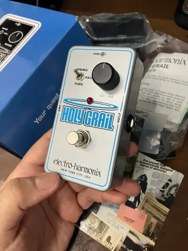 Pedal Reverb Electro Harmonix Holy Grail Neo