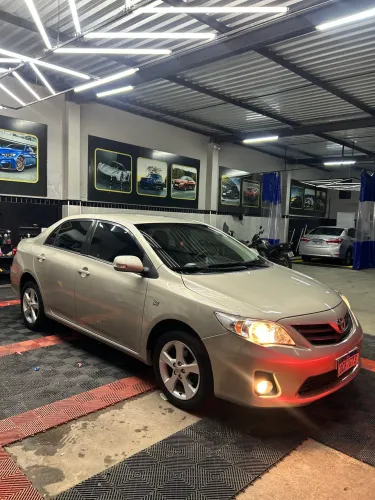 Toyota Corolla XEI 2.0 Flex 16V Aut. 2012