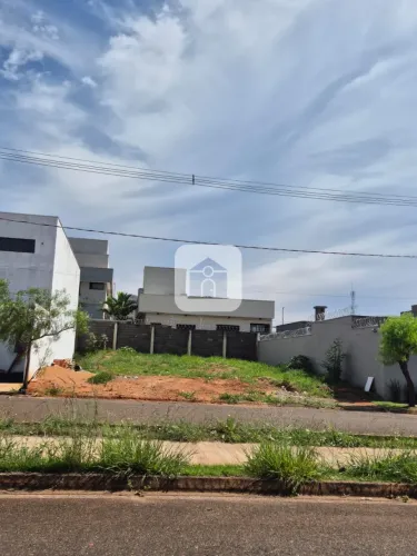 Terreno para venda no bairro Laranjeiras