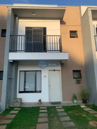 Casa em condomínio à venda em São Roque próxima a rota do vinho .