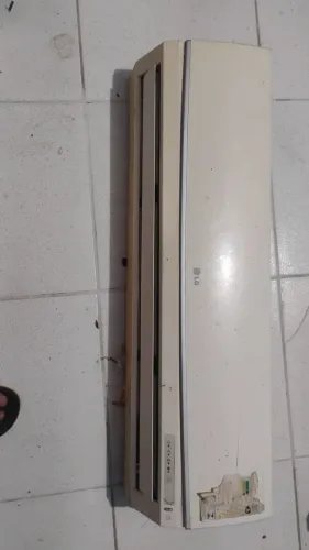Vendo evaporadora LG convencional de 9 mil BTUs *