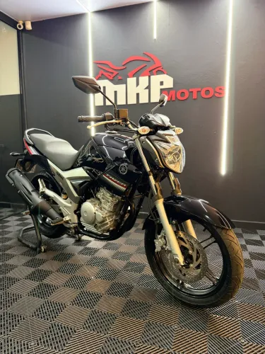 Yamaha Fazer 250