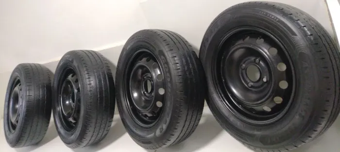 Jogo de Rodas 4X108 com Pneus Goodyear 185/65 R14 Ford Peugeot Citroen ( PRA TROCA )
