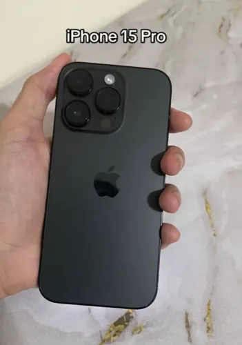 iPhone 15 Pro preto 128 GB 6 meses de garantia