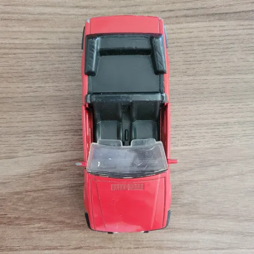 Miniatura Diecast Ford Escort XR3i Conversivel 12cm
