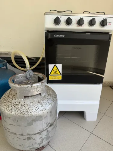 Fogão Esmaltec 4 Bocas com Registro oportunidade