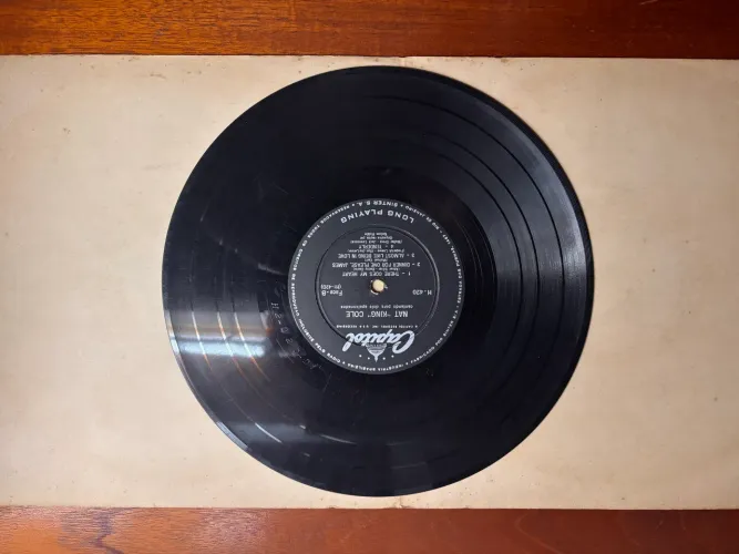 LP Nat King Cole ? cantando para dois apaixonados?