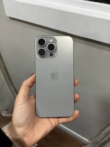 iPhone 15 pro Max 256GB