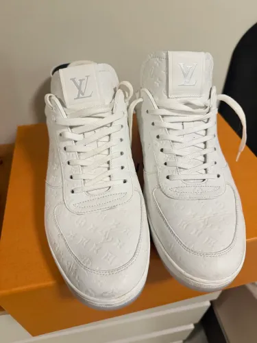 Tenis Rivoli Louis Vuitton 42