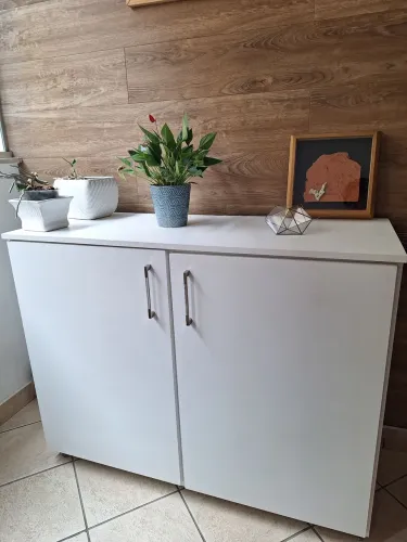 Movel multifuncional com prateleiras em mdf