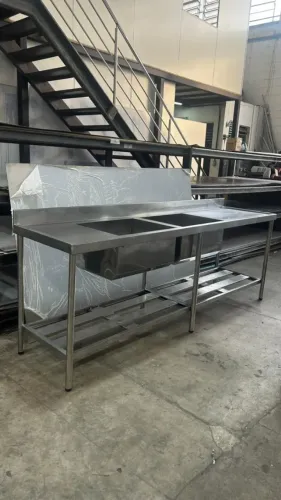 Pia Inox 1,80m Industrial Cuba Grande Reforçada