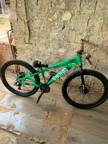 Quadro vk troco ou vendo
