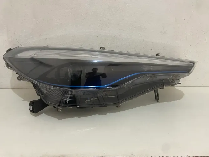 Farol Corolla Cross Altis Hybrido 2021 2022 2023 2024 2025  Lado Direito Original 