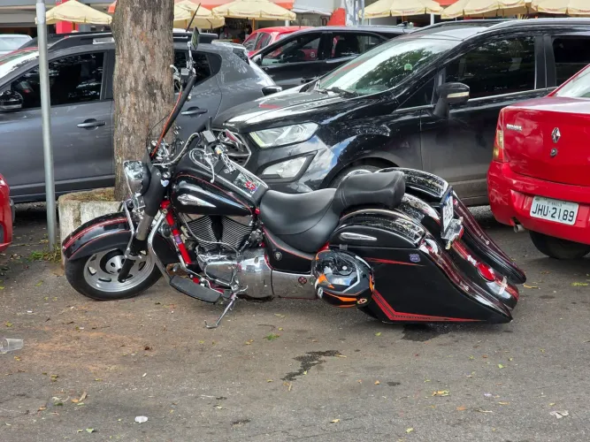 Intruder LC1500 Vendo ou Troco