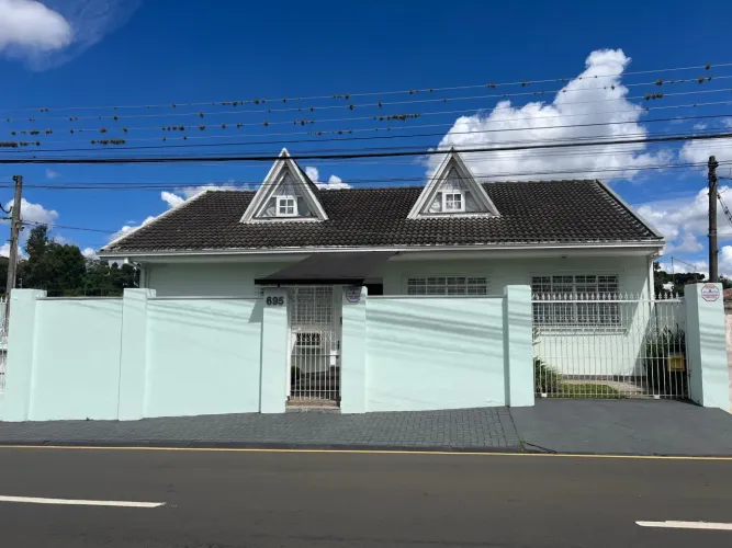 Comercial para venda, 4 Vagas, 310 m², Estrela