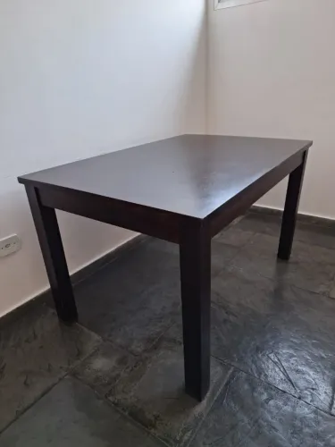 Mesa de Jantar Imbuia de madeira ótimo estado