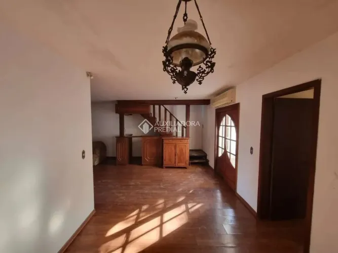 # Casa com 3 Dormitórios, Piscina e Amplo Espaço de Lazer | Camaquã