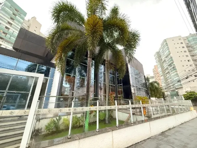 Alugo Imóvel Comercial em Bento Ferreira com 431m² Construídos e 3 Vagas - R$ 30.000,00
