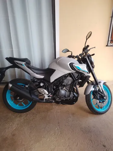 Moto Yamaha MT-03 MUITO NOVA