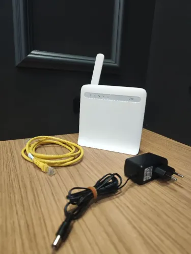 Modem Roteador WiFi ZTE MF253V Branco 4G Tim Desbloqueado